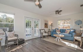 Seaside Cottage B